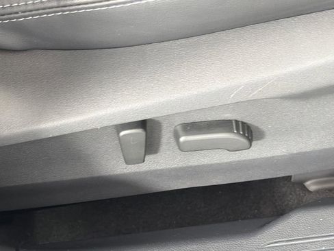 Used 2020 Subaru Outback Limited w/ Popular Package #2 image 33