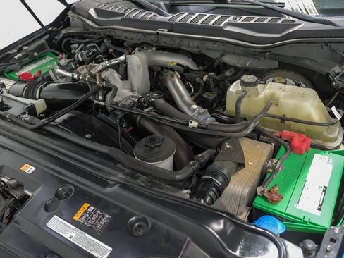 Used 2022 Ford F250 Lariat w/ Chrome Package image 56