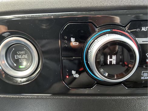 Used 2024 GMC Sierra 1500 Elevation AWD/4WD image 17