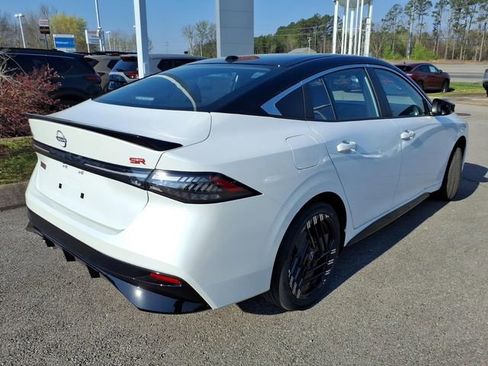 New 2026 Nissan Sentra SR FWD image 3