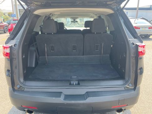 Used 2019 Chevrolet Traverse LS AWD/4WD image 20