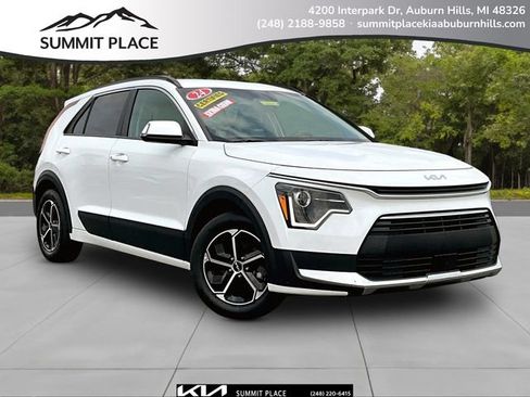 Certified 2024 Kia Niro EX FWD image 1