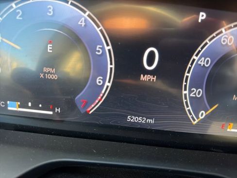 Used 2023 Jeep Grand Cherokee L Laredo image 12