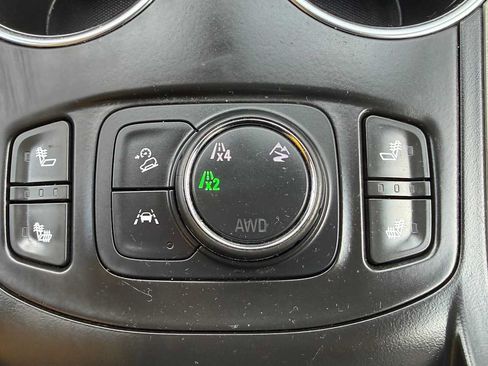 Used 2024 GMC Terrain SLE w/ Driver Convenience Package AWD/4WD image 25