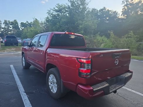 Certified 2023 Nissan Frontier SV w/ Tow Package RWD image 9