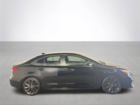 Used 2024 Toyota Corolla SE image 5