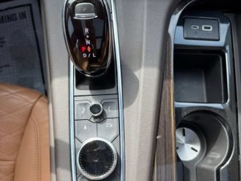 Used 2021 Cadillac Escalade ESV Sport AWD/4WD image 32