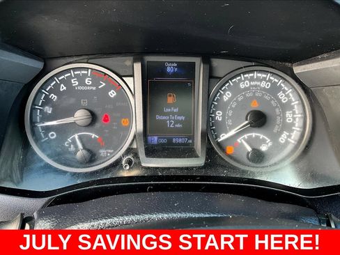 Used 2020 Toyota Tacoma TRD Off-Road w/ Technology Package AWD/4WD image 16