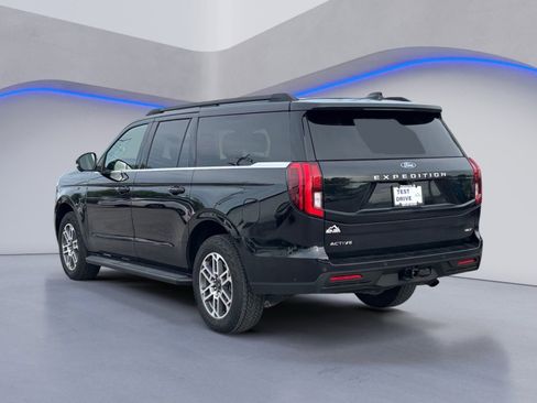 Used 2025 Ford Expedition Max Active AWD/4WD image 6