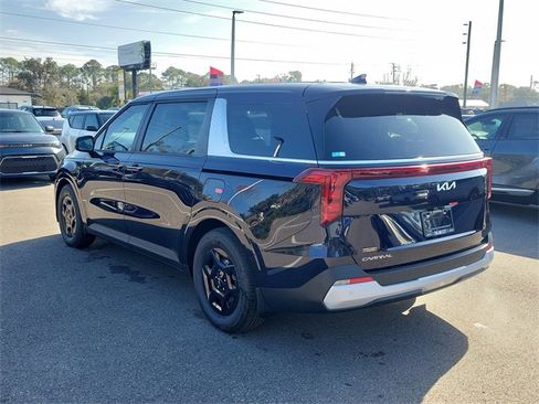 New 2026 Kia Carnival LXS image 4
