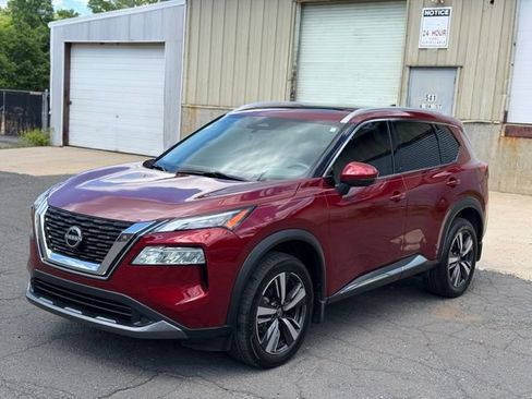 Used 2023 Nissan Rogue SL AWD/4WD image 1