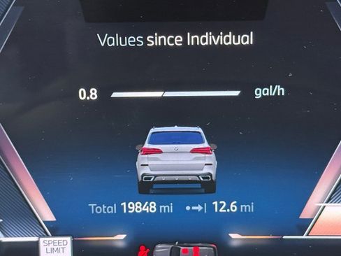 Certified 2025 BMW X5 xDrive40i w/ M Sport Package image 16