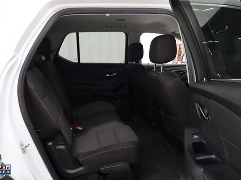 Used 2021 Chevrolet Traverse LS w/ LPO, Floor Liner Package FWD image 29