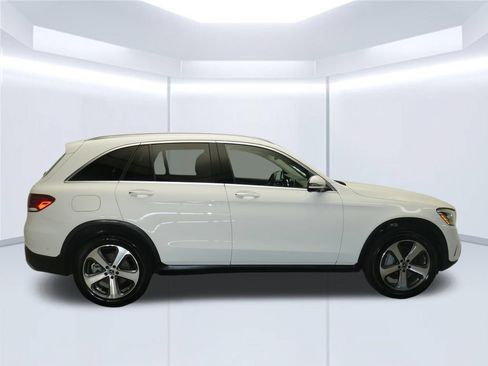 Used 2022 Mercedes-Benz GLC 300 4MATIC image 9