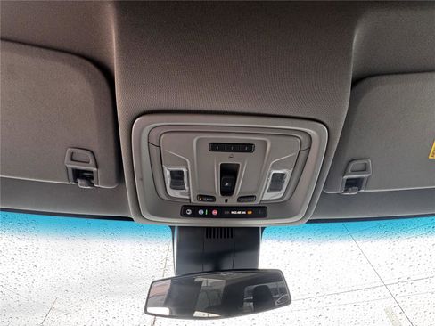 Used 2023 Chevrolet Silverado 1500 RST AWD/4WD image 19