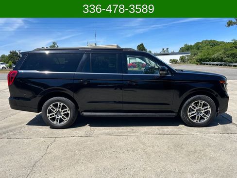 Used 2025 Ford Expedition Max Active AWD/4WD image 6