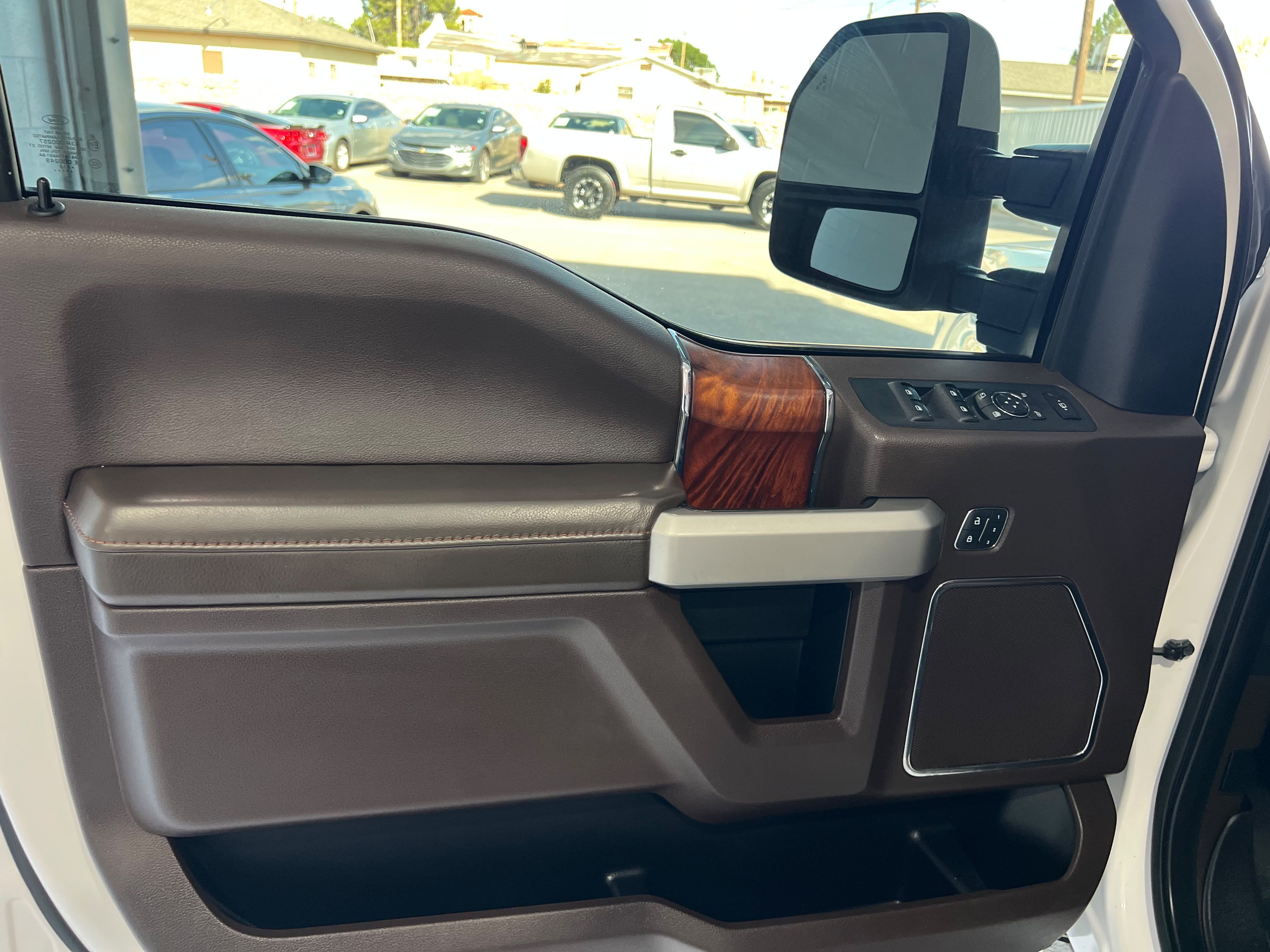 Used 2019 Ford F250 King Ranch w/ King Ranch Ultimate Package AWD/4WD image 10