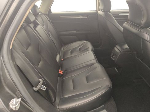 Used 2017 Ford Fusion Titanium image 19