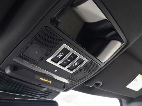Used 2023 Land Rover Discovery S R-Dynamic AWD/4WD image 34