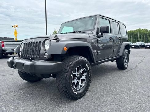 Used 2018 Jeep Wrangler Unlimited Sport S AWD/4WD image 27