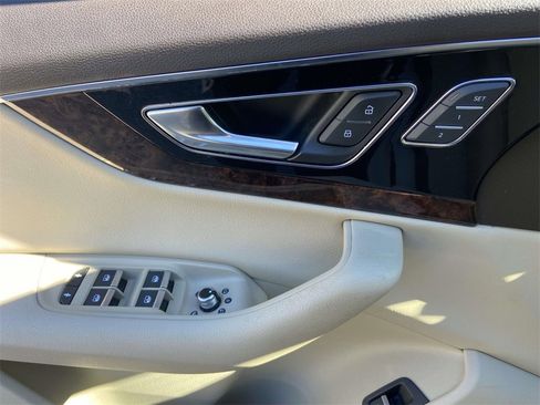 Used 2019 Audi Q7 3.0T Premium Plus w/ Premium Plus Package image 14