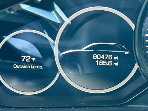 Used 2020 Porsche Cayenne image 13