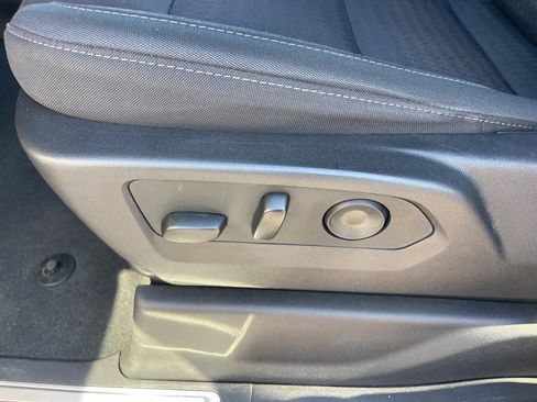 Used 2024 Chevrolet Silverado 3500 LT w/ Safety Package image 9