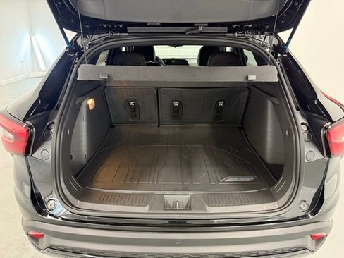 New 2026 Chevrolet Trax RS w/ Sunroof Package image 8