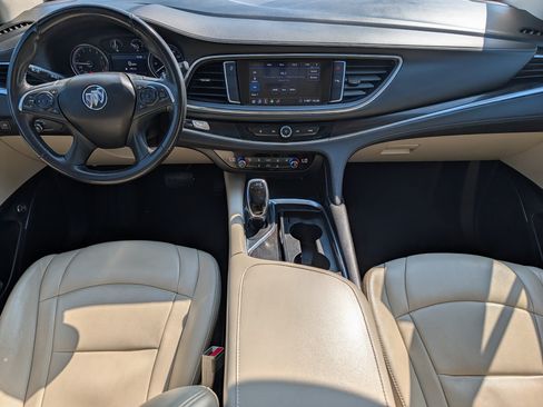 Used 2020 Buick Enclave Essence FWD image 10