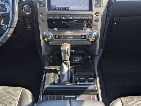Used 2021 Lexus GX 460 Premium image 18