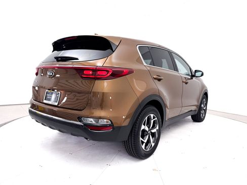 Certified 2021 Kia Sportage LX FWD image 17