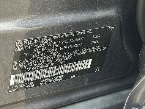 Certified 2024 Toyota RAV4 LE AWD/4WD image 27