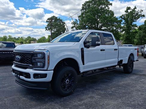 New 2026 Ford F250 XL w/ STX Appearance Package AWD/4WD image 2