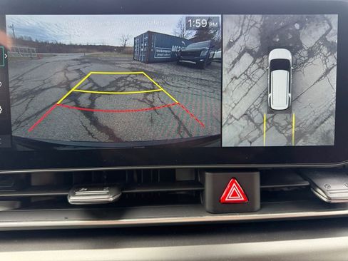 New 2026 Kia Carnival SX image 13