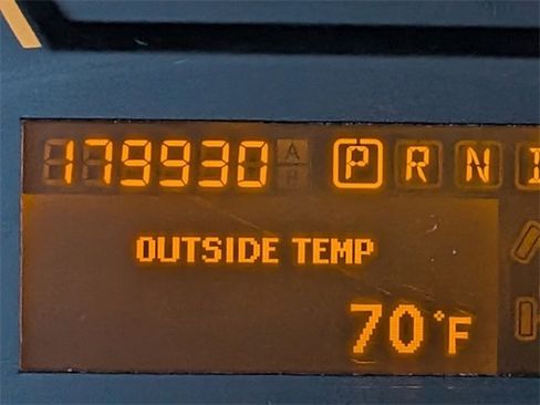 Used 2013 Nissan Armada SL image 30