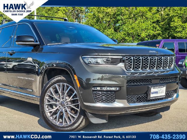 Used 2023 Jeep Grand Cherokee L Summit AWD/4WD image 2