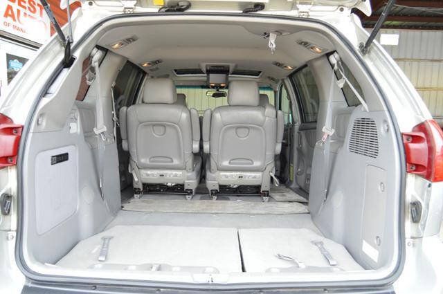 Used 2004 Toyota Sienna XLE Limited w/ Limited Pkg 5 FWD image 40