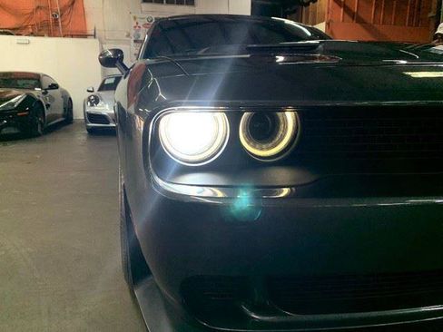 Used 2018 Dodge Challenger R/T Scat Pack w/ Leather Interior Group RWD image 56