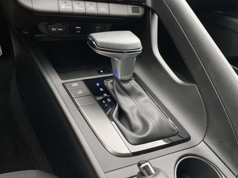 Certified 2025 Hyundai Elantra Sport FWD image 20