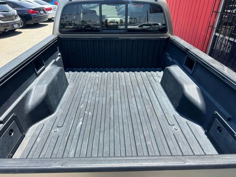 Used 2006 Toyota Tacoma 2WD Access Cab image 7