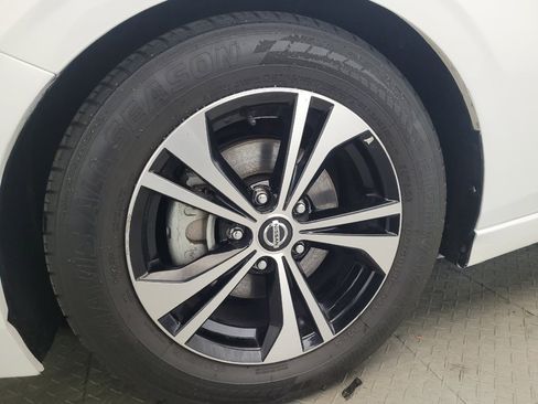 Used 2020 Nissan Sentra SV w/ Trunk Package FWD image 31