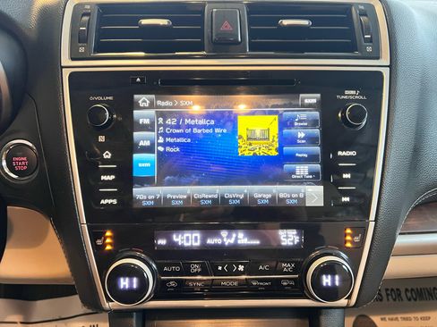 Used 2018 Subaru Outback 2.5i Limited image 13