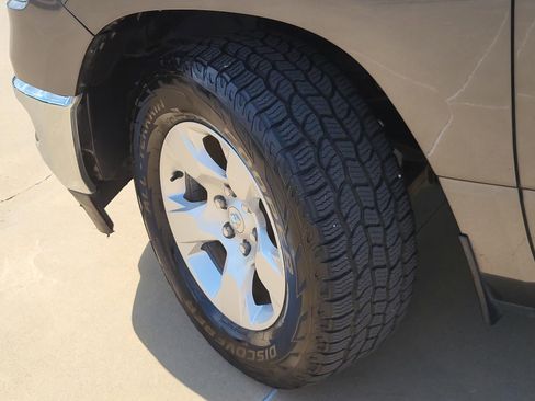 Used 2020 RAM 1500 Lone Star image 12