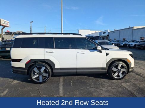 Used 2025 Hyundai Santa Fe Limited image 3