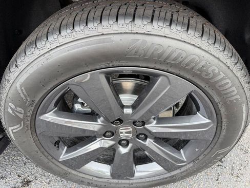 New 2026 Honda Pilot Sport image 29