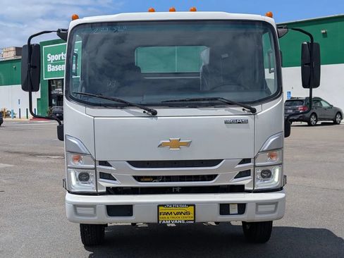 Used 2024 Chevrolet Low Cab Forward RWD image 2
