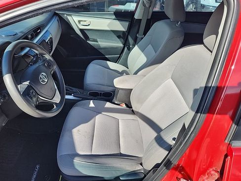 Used 2014 Toyota Corolla LE image 10