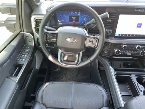 New 2026 Ford F250 Platinum AWD/4WD image 14