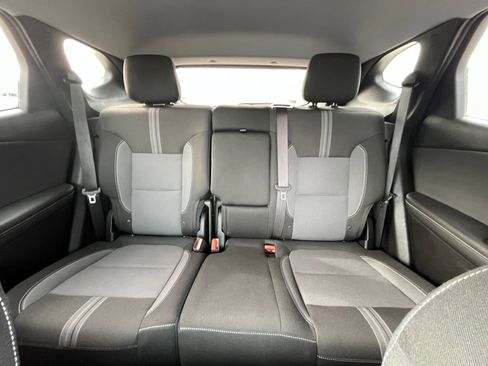 Used 2025 Chevrolet Blazer LT FWD image 40