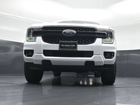 Certified 2024 Ford Ranger XL w/ Trailer Tow Package RWD image 38